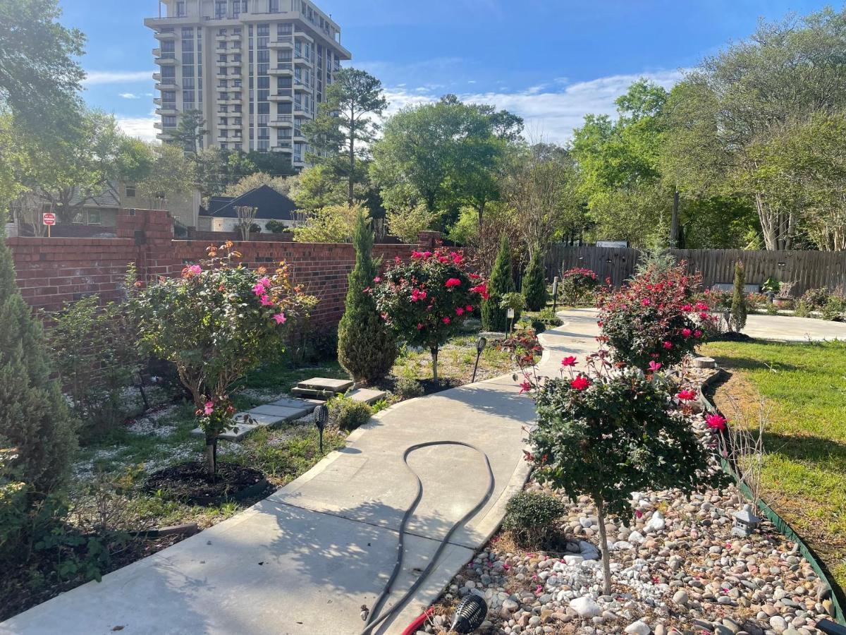 Afra Home With Huge Garden Houston, Texas Esterno foto