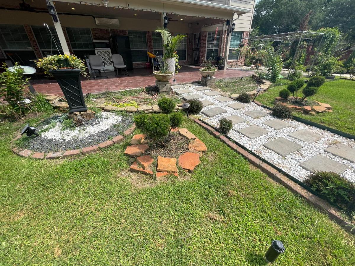 Afra Home With Huge Garden Houston, Texas Esterno foto